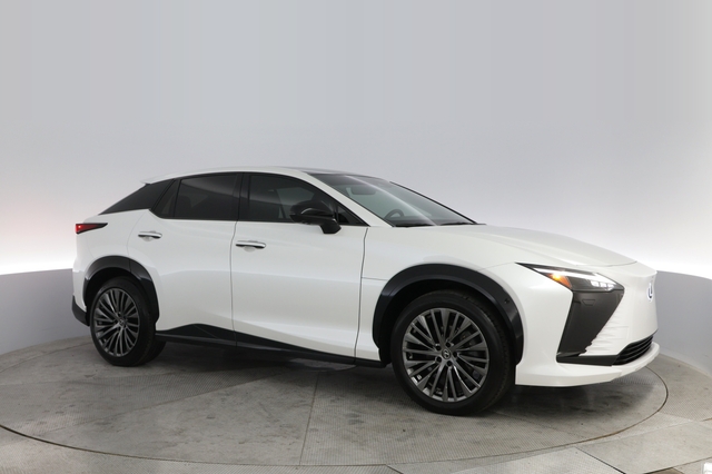 2023 Lexus RZ