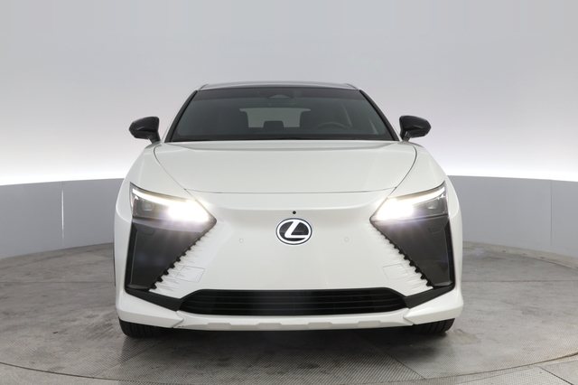 2023 Lexus RZ