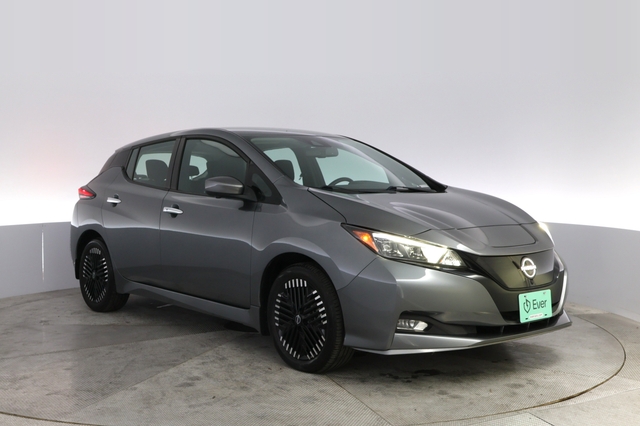 2023 Nissan LEAF