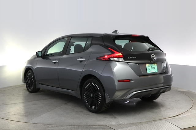 2023 Nissan LEAF