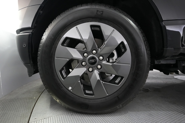 2022 Ford F-150 Lightning