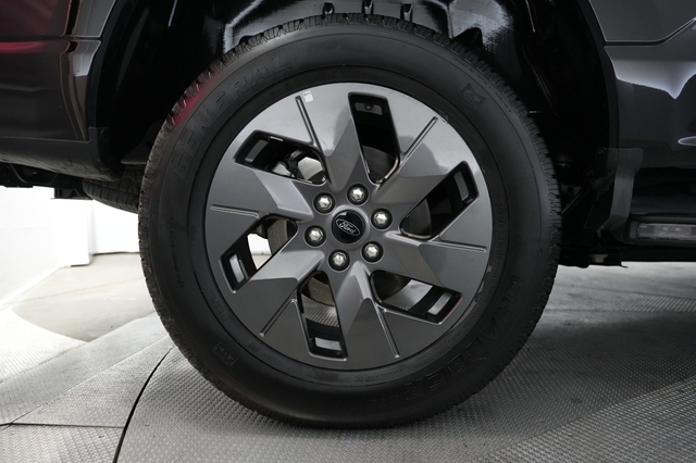 2022 Ford F-150 Lightning