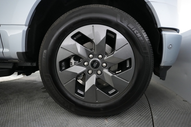 2022 Ford F-150 Lightning