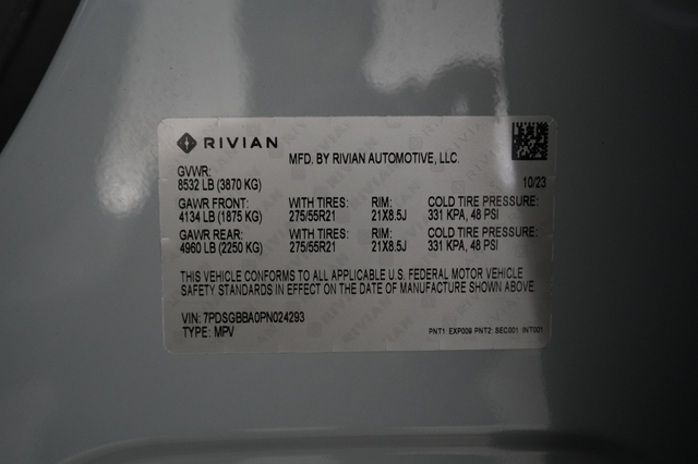 2023 Rivian R1S