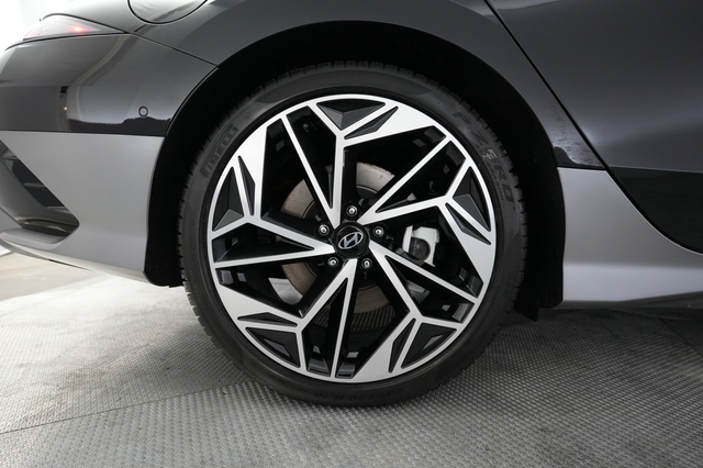 2023 Hyundai IONIQ 6