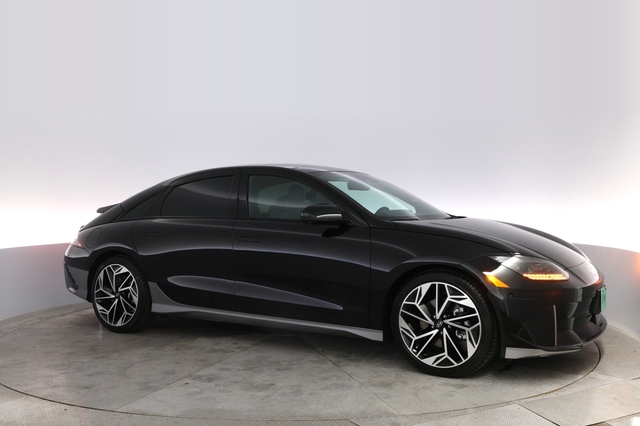 2023 Hyundai IONIQ 6