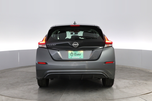 2024 Nissan LEAF
