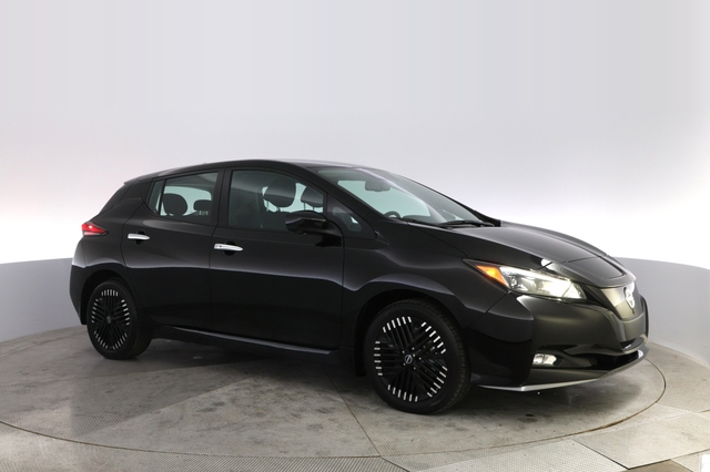 2024 Nissan LEAF
