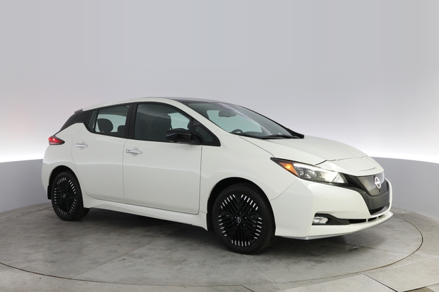 2025 Nissan LEAF