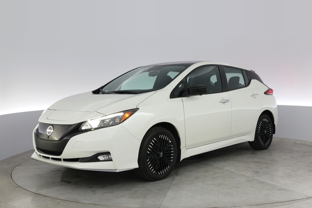 2025 Nissan LEAF