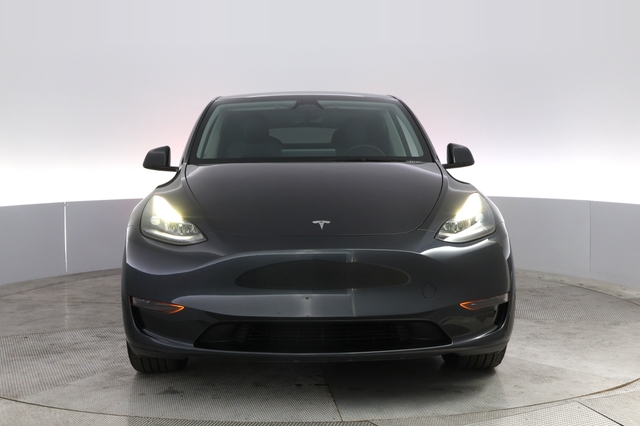 2025 Tesla Model Y