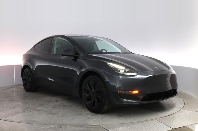 2025 Tesla Model Y