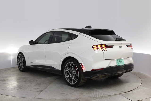 2025 Ford Mustang Mach-E