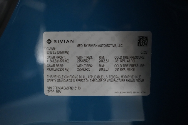 2023 Rivian R1S