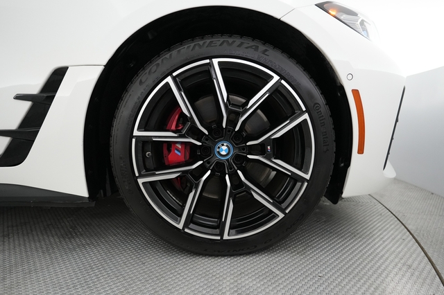 2023 BMW i4