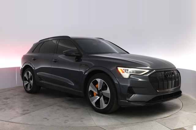 2022 Audi e-tron
