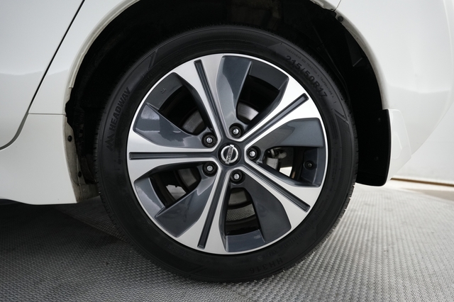 2020 Nissan LEAF