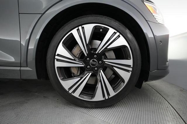 2024 Audi Q8 e-tron Sportback