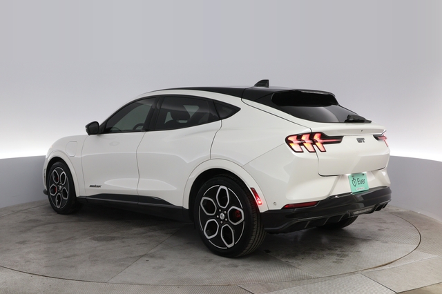 2022 Ford Mustang Mach-E