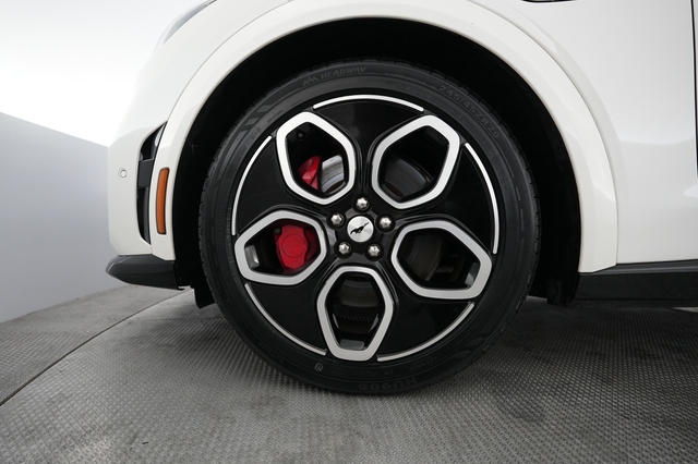 2022 Ford Mustang Mach-E