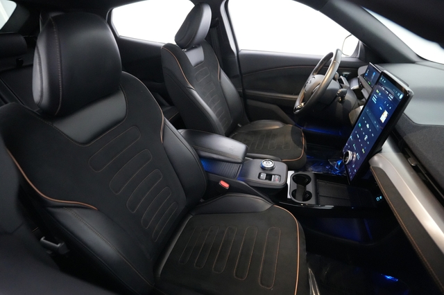 2022 Ford Mustang Mach-E