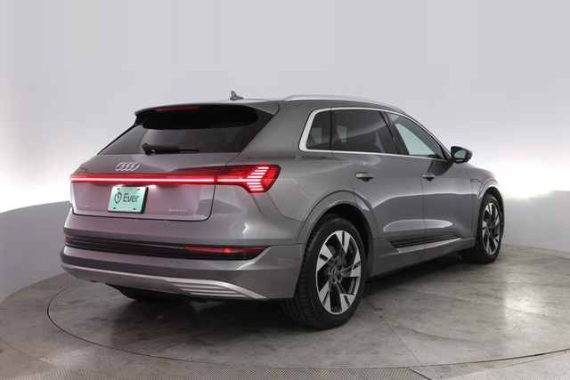 2021 Audi e-tron