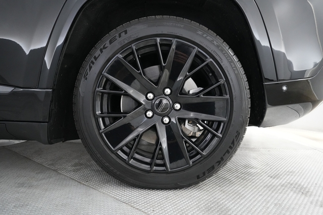 2024 Jeep Wagoneer S