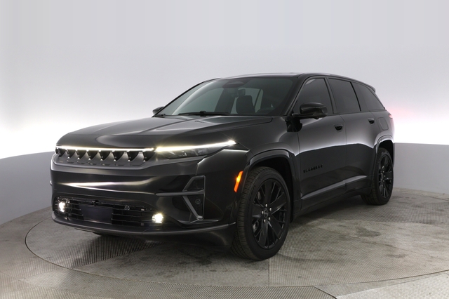 2024 Jeep Wagoneer S