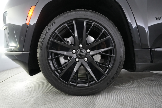 2024 Jeep Wagoneer S