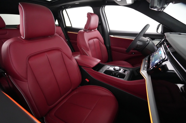 2024 Jeep Wagoneer S