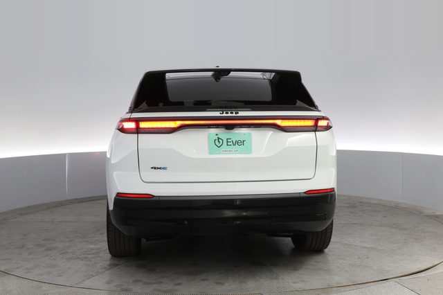 2024 Jeep Wagoneer S