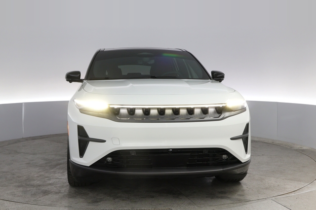 2024 Jeep Wagoneer S