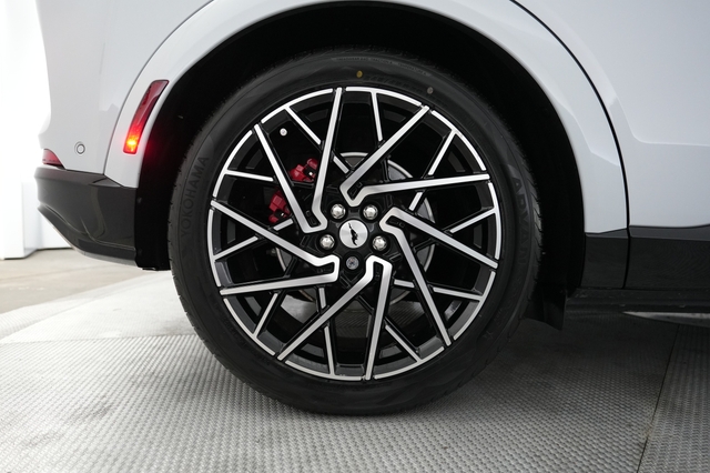 2022 Ford Mustang Mach-E