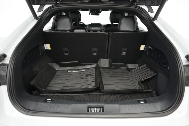 2022 Ford Mustang Mach-E