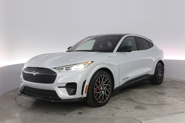 2022 Ford Mustang Mach-E