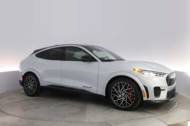 2022 Ford Mustang Mach-E