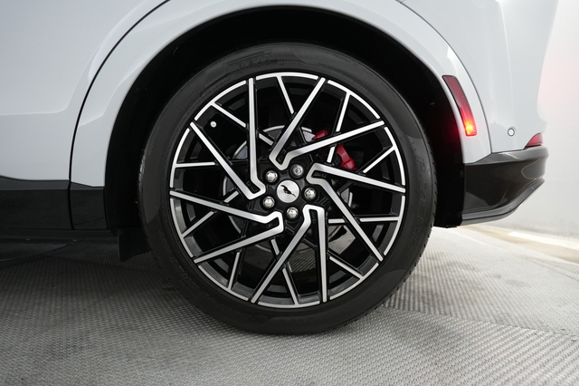 2022 Ford Mustang Mach-E