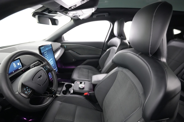 2022 Ford Mustang Mach-E