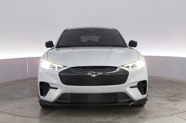2022 Ford Mustang Mach-E