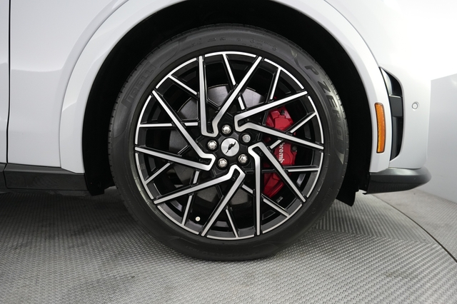 2022 Ford Mustang Mach-E