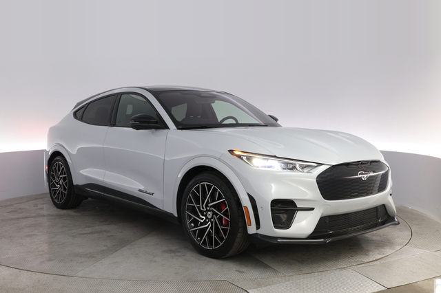 2022 Ford Mustang Mach-E