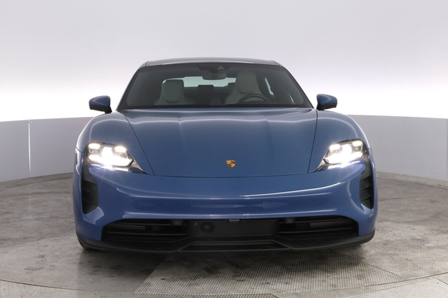 2023 Porsche Taycan