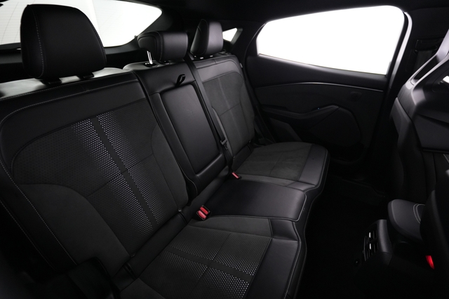 2025 Ford Mustang Mach-E