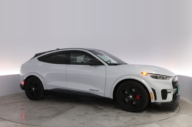 2022 Ford Mustang Mach-E