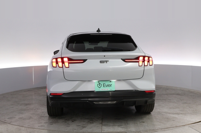 2022 Ford Mustang Mach-E