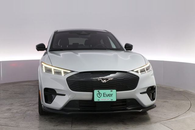 2022 Ford Mustang Mach-E