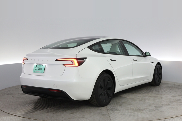 2025 Tesla Model 3