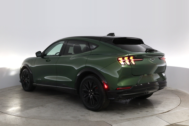 2025 Ford Mustang Mach-E