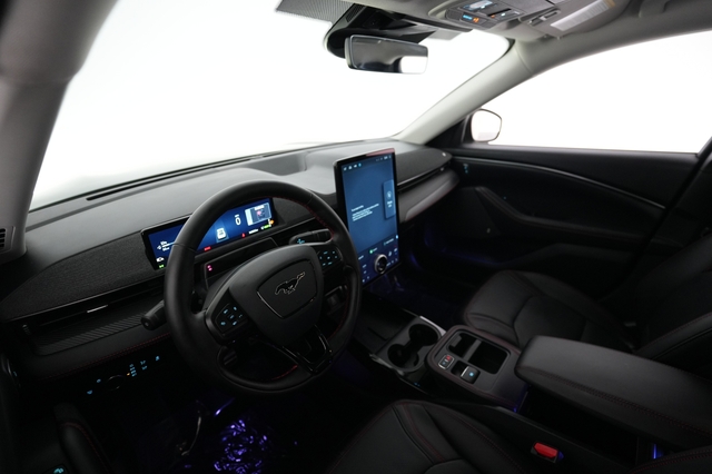 2025 Ford Mustang Mach-E