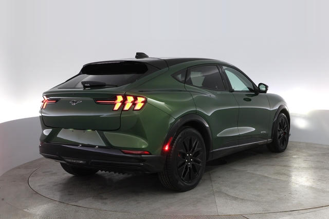2025 Ford Mustang Mach-E